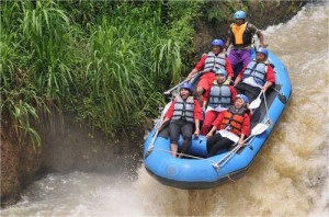 Family Rafting Kasembon